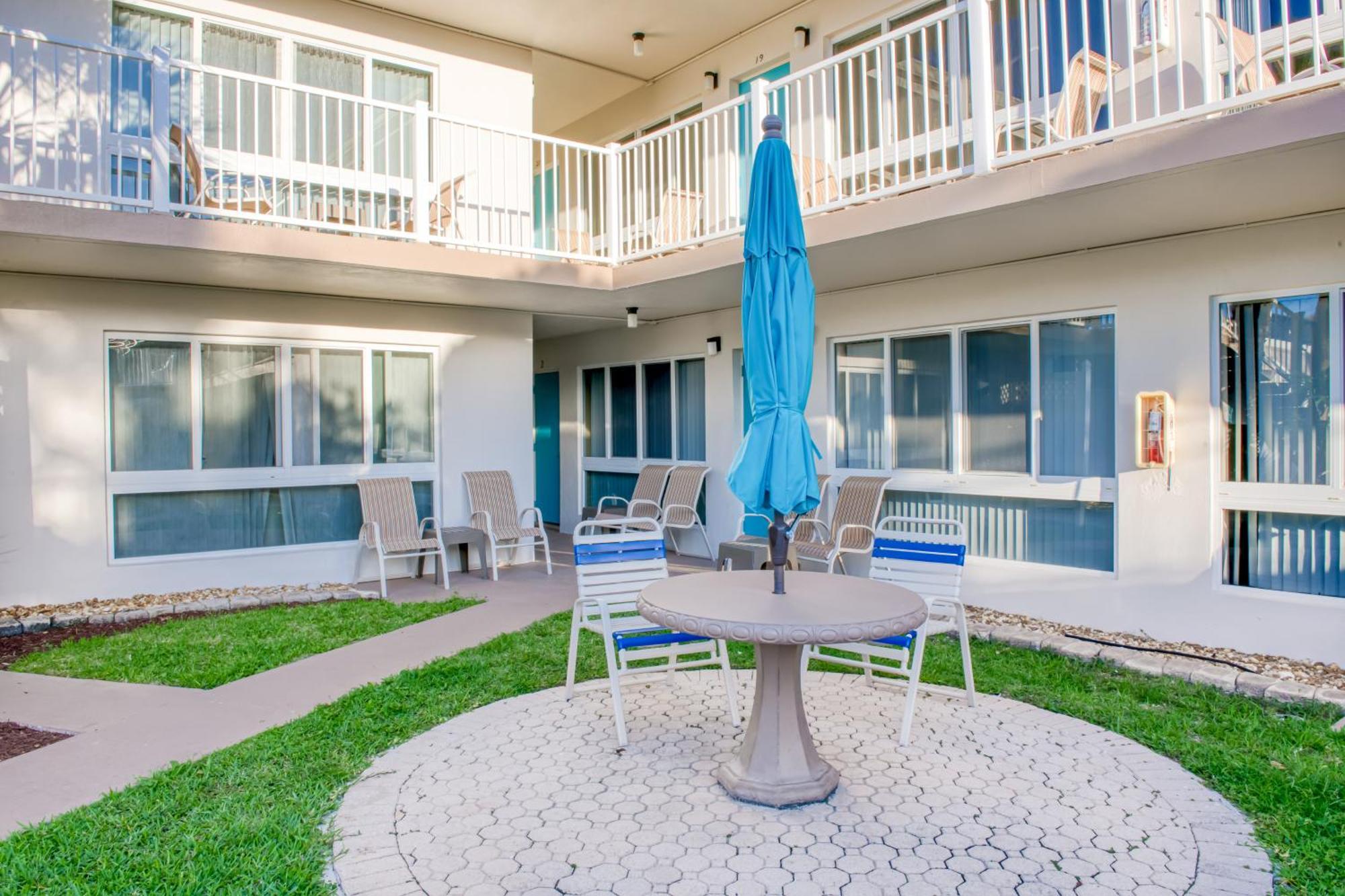 Floranada Condos بومبانو بيتش الغرفة الصورة