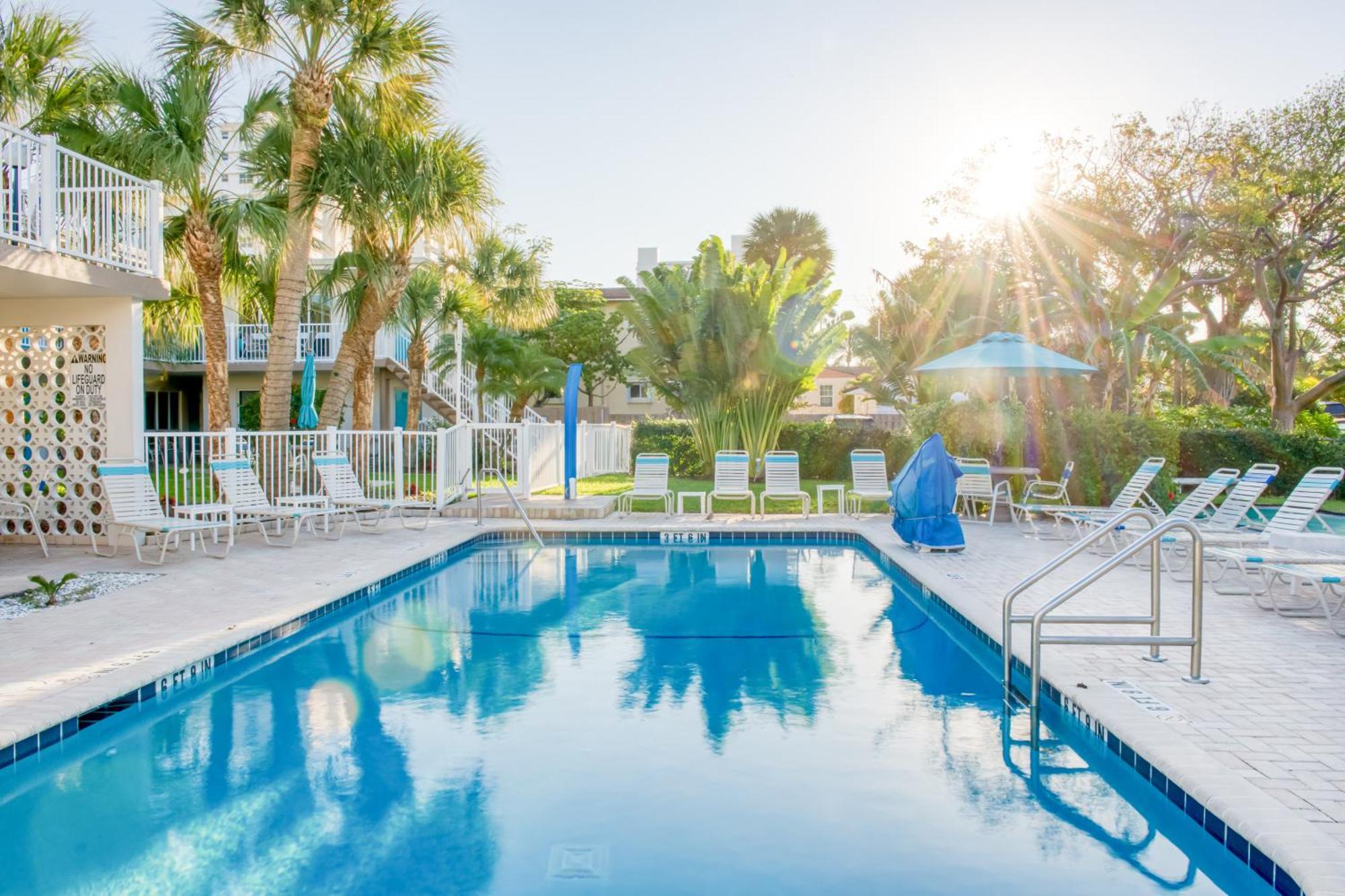 Floranada Condos بومبانو بيتش الغرفة الصورة